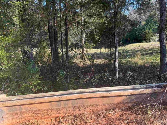 5216 Crystal Creek Dr, Pace, FL 32571