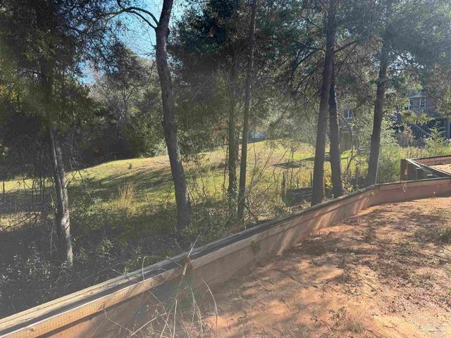 5216 Crystal Creek Dr, Pace, FL 32571