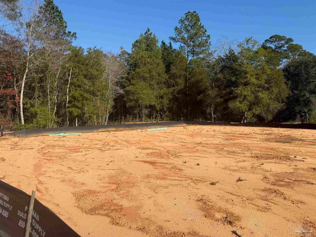 5216 Crystal Creek Dr, Pace, FL 32571