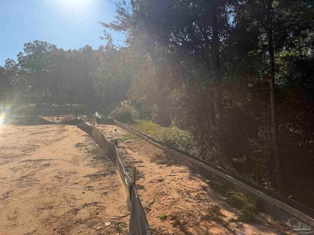 5216 Crystal Creek Dr, Pace, FL 32571