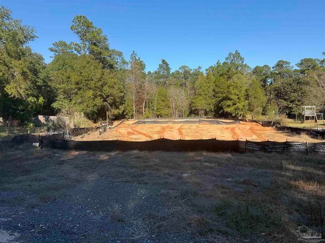 5216 Crystal Creek Dr, Pace, FL 32571