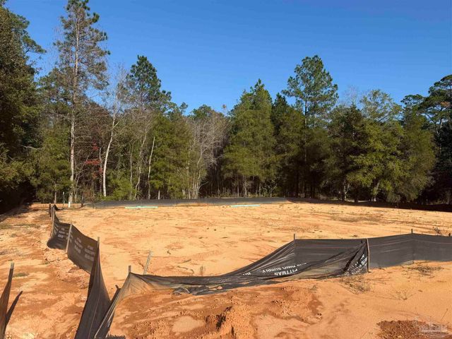 5216 Crystal Creek Dr, Pace, FL 32571