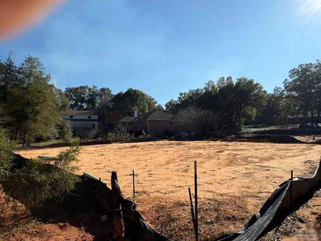 5216 Crystal Creek Dr, Pace, FL 32571