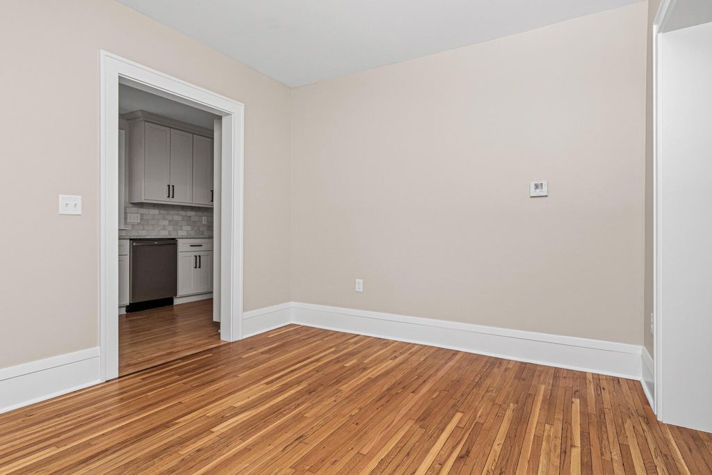 902 Hunt Place, Saint Paul, MN 55114 — photo 4