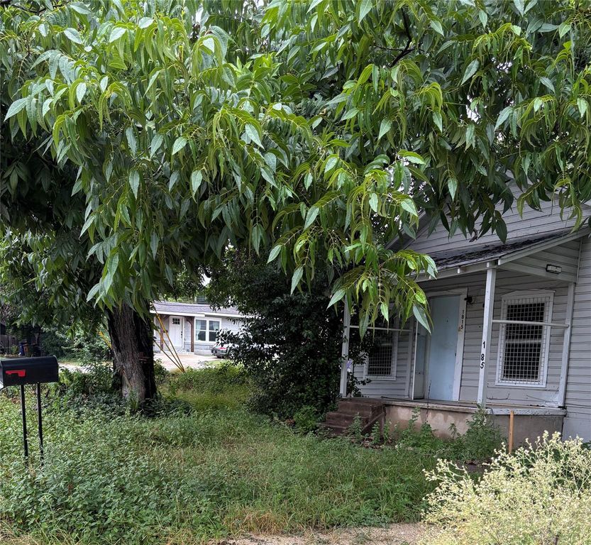 1815 Singleton Ave, Austin, TX 78702