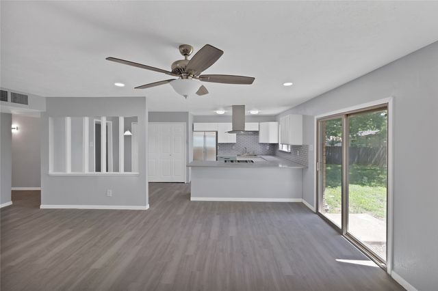 7112 Winterberry Drive, Dallas, TX 75249