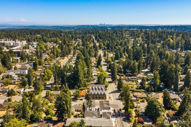 18002 B 10th Avenue NE, Shoreline, WA 98155