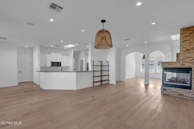 6247 FRANKLIN EAGLE Court, El Paso, TX 79912