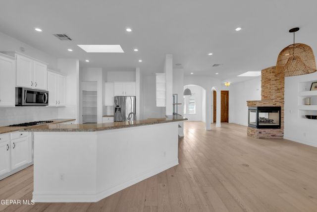 6247 FRANKLIN EAGLE Court, El Paso, TX 79912