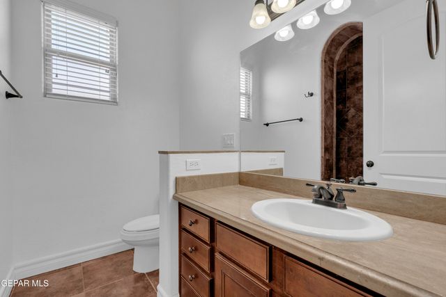 6247 FRANKLIN EAGLE Court, El Paso, TX 79912