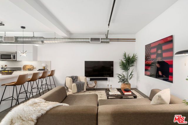 1046 Princeton Drive 105, Marina Del Rey, CA 90292