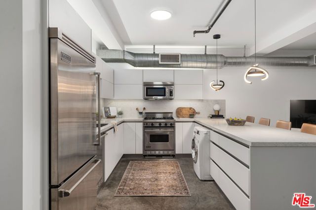 1046 Princeton Drive 105, Marina Del Rey, CA 90292