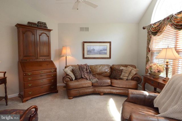 182 LIONS GATE CIR, Souderton, PA 18964
