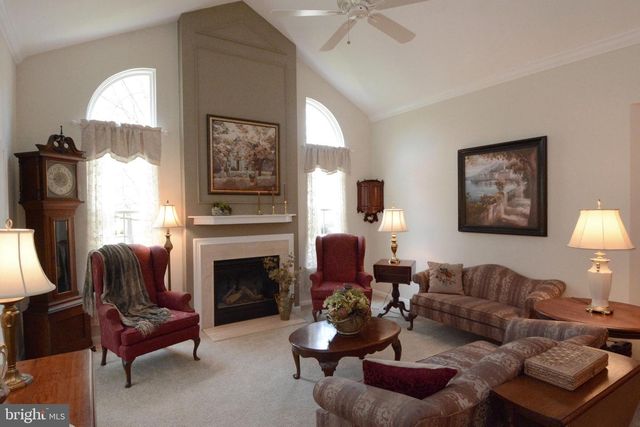 182 LIONS GATE CIR, Souderton, PA 18964