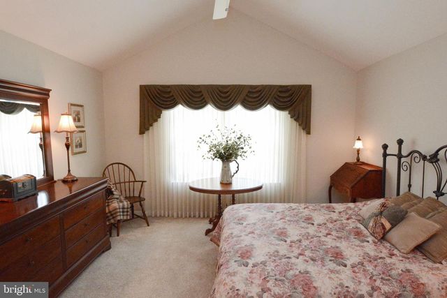 182 LIONS GATE CIR, Souderton, PA 18964