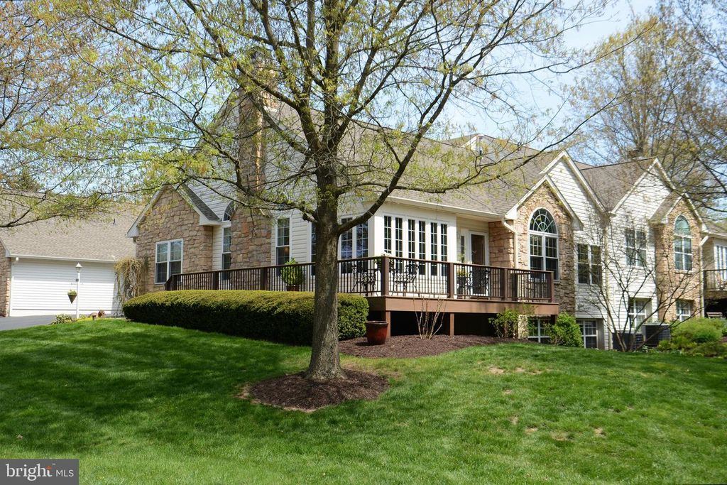 182 LIONS GATE CIR, Souderton, PA 18964
