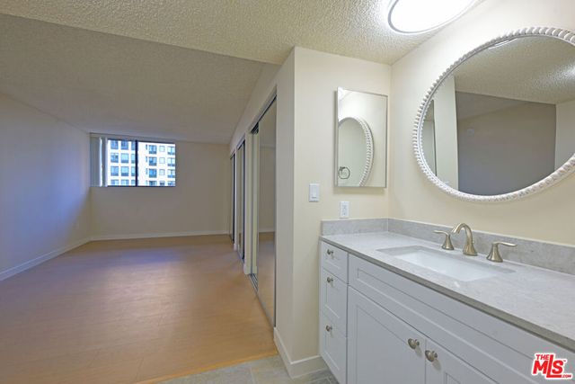 10535 Wilshire Boulevard 714, Los Angeles, CA 90024