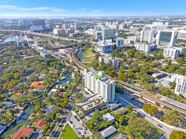 816 NW 11th St 607, Miami, FL 33136