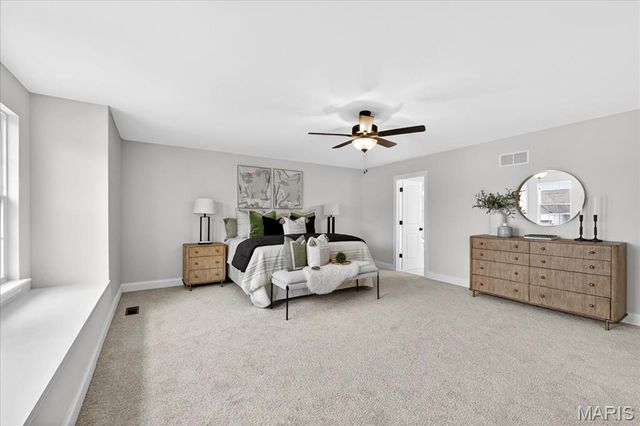 8019 Cotswald Trail, Cottleville, MO 63304