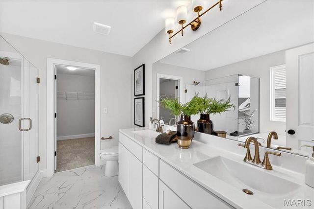 8019 Cotswald Trail, Cottleville, MO 63304