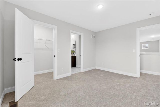 8019 Cotswald Trail, Cottleville, MO 63304