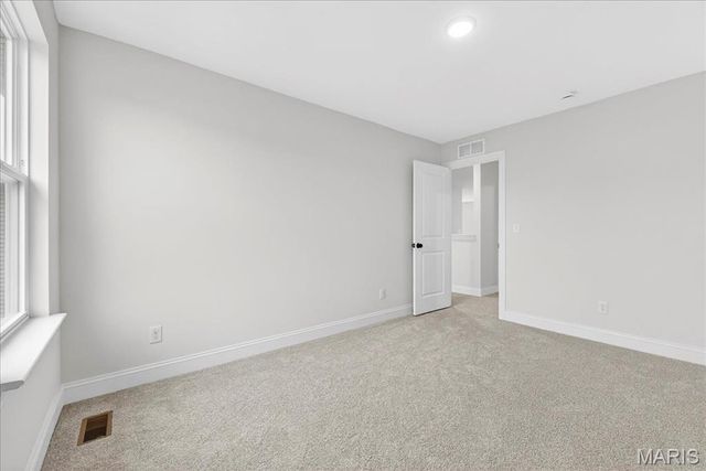 8019 Cotswald Trail, Cottleville, MO 63304