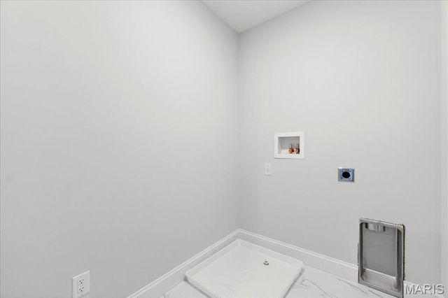 8019 Cotswald Trail, Cottleville, MO 63304