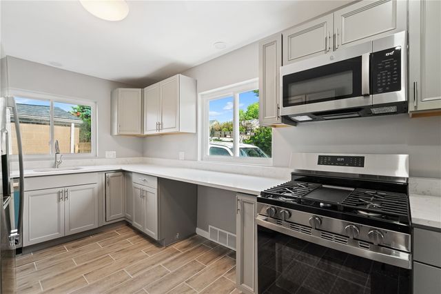 7315 Denniston Ave, Swissvale, PA 15218