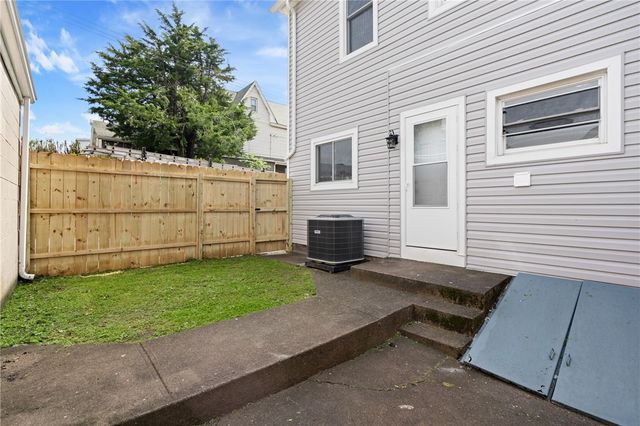 7315 Denniston Ave, Swissvale, PA 15218