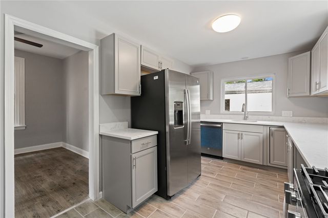 7315 Denniston Ave, Swissvale, PA 15218