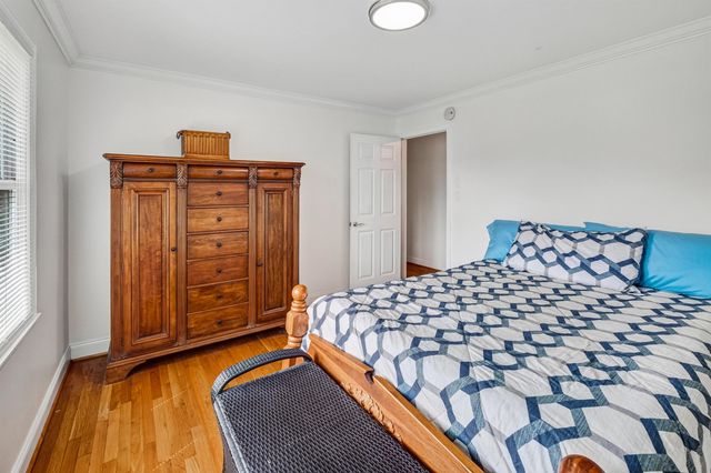 202 N Pine Lake Drive, Spartanburg, SC 29301