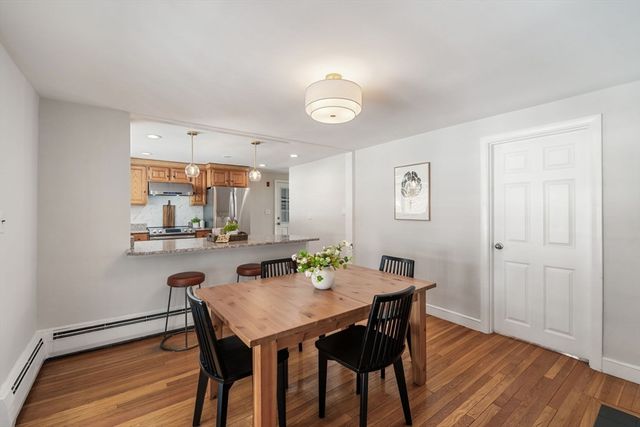 129 Greenwood St, Wakefield, MA 01880