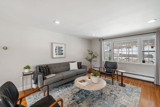 129 Greenwood St, Wakefield, MA 01880