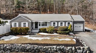 129 Greenwood St, Wakefield, MA 01880