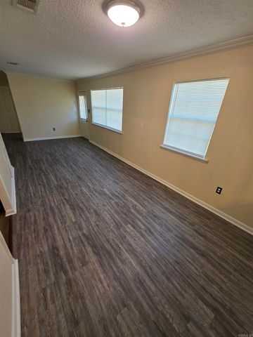 110 Ann Avenue, Sherwood, AR 72120