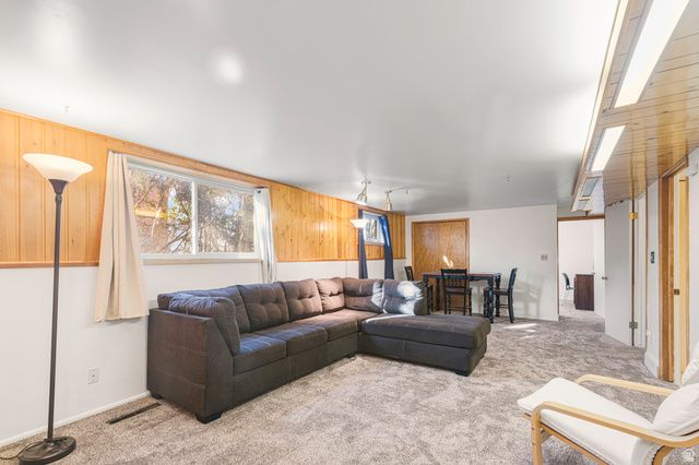 1886 S JERI DR, Bountiful, UT 84010