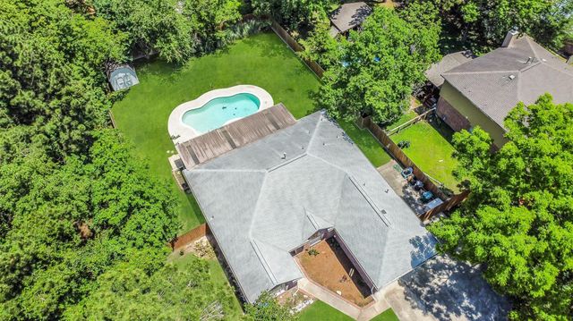 6806 Woodland Oaks, Magnolia, TX 77354