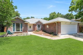 6806 Woodland Oaks, Magnolia, TX 77354