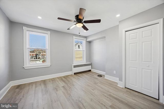 23 WOODBINE AVE, Darby, PA 19023