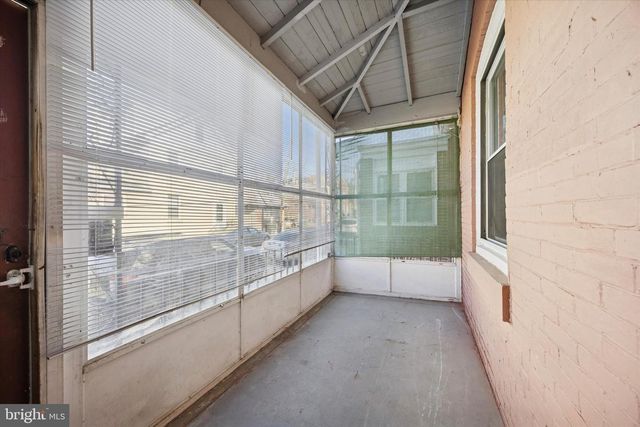 23 WOODBINE AVE, Darby, PA 19023