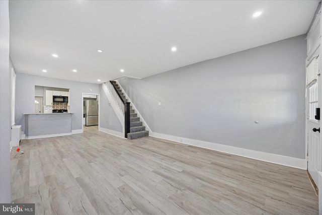 23 WOODBINE AVE, Darby, PA 19023