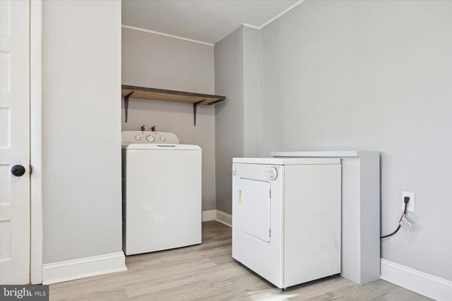 23 WOODBINE AVE, Darby, PA 19023