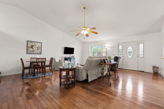 93 Field Drive, Somerset, KY 42503