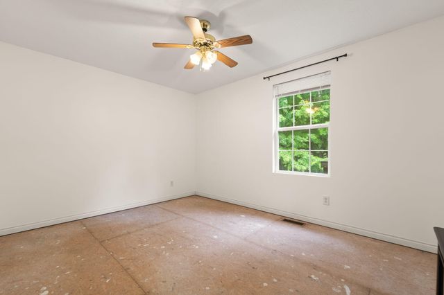 93 Field Drive, Somerset, KY 42503