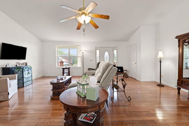 93 Field Drive, Somerset, KY 42503