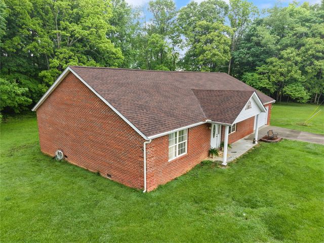 93 Field Drive, Somerset, KY 42503