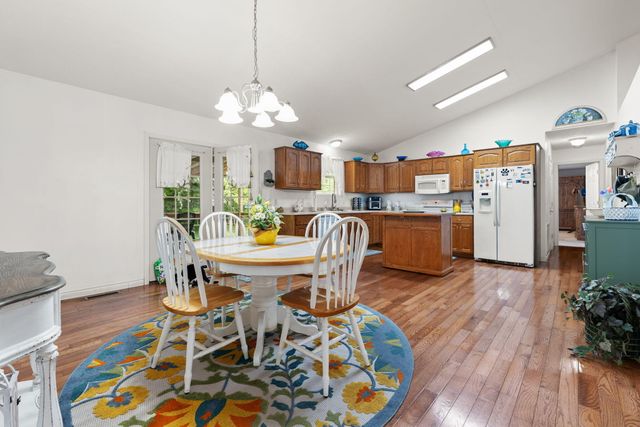 93 Field Drive, Somerset, KY 42503