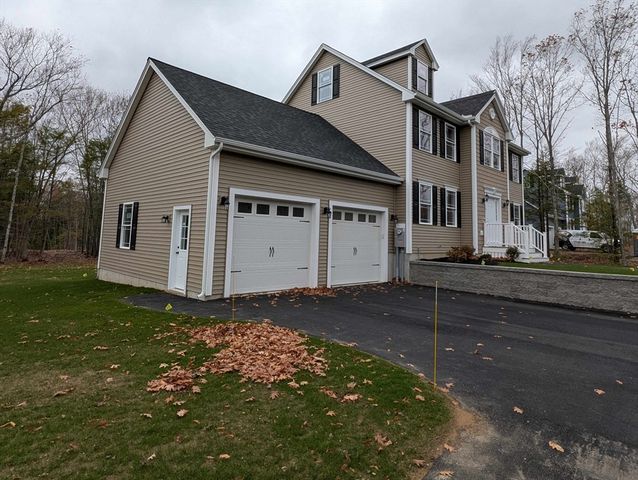 15 Bald Hill Rd, Raymond, NH 03077