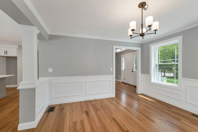 15 Bald Hill Rd, Raymond, NH 03077