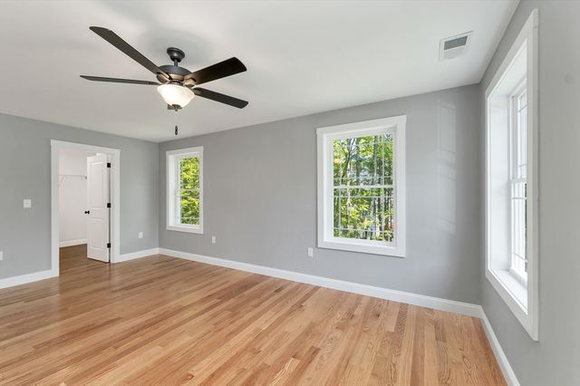 15 Bald Hill Rd, Raymond, NH 03077